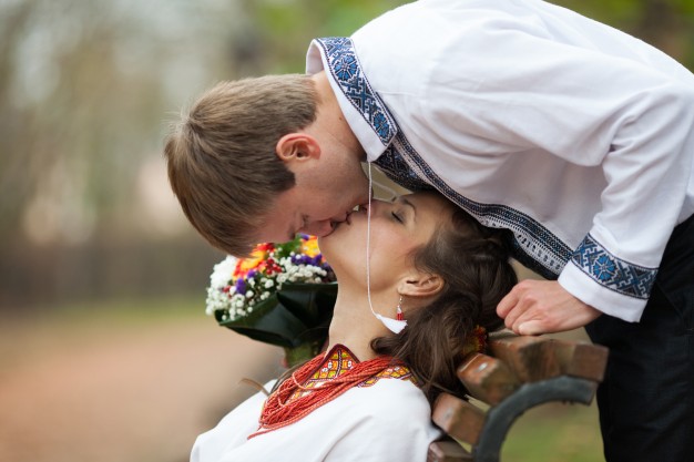 Ukrainian wedding traditions and customs