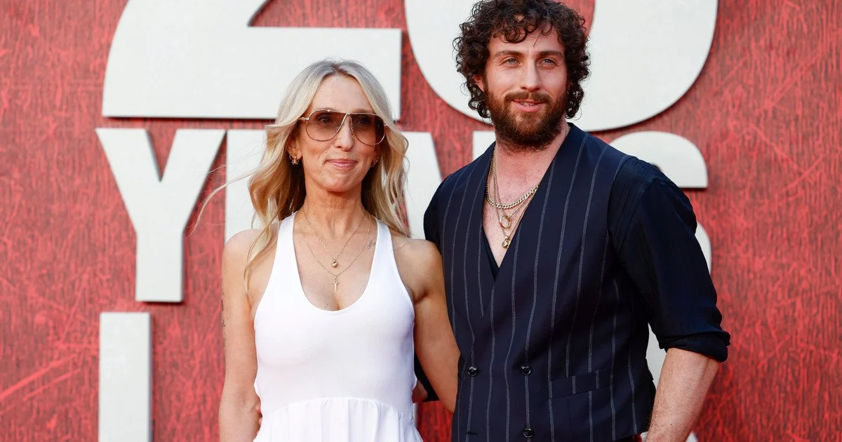 Старші жінки з молодшими чоловіками: